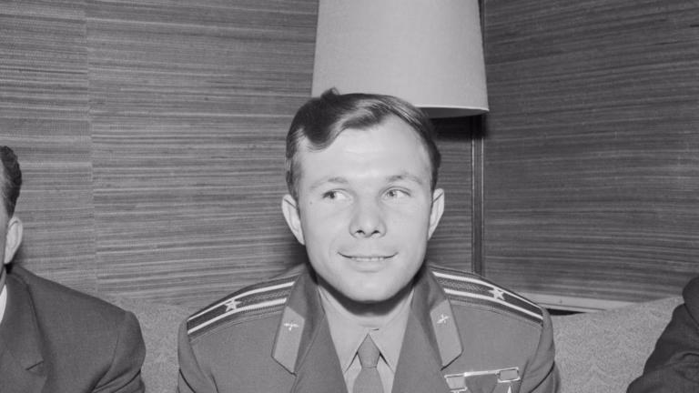 Yuri Gagarin in uniform at a press conference in Helsinki, July 1961